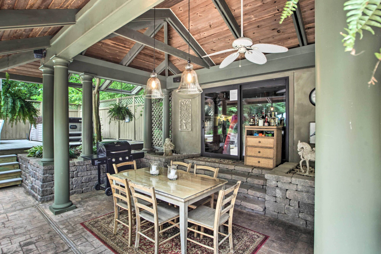 Food & Drinks, The White Elephant Inn Getaway w/ Pool & Hot Tub!, Albemarle