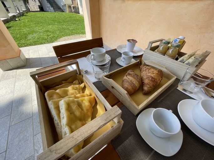 Food & Drinks 5, Holiday Rooms La Campagnetta, Savona