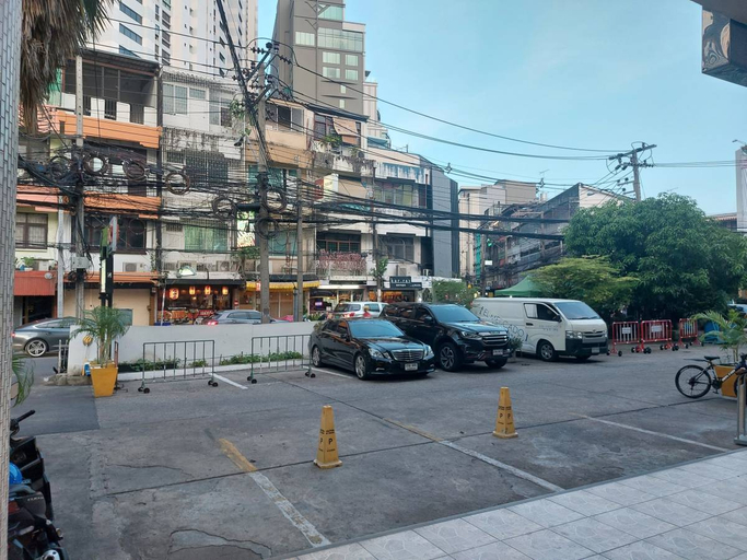 Exterior & Views 5, V CHECK INN SUKHUMVIT 22, Khlong Toey