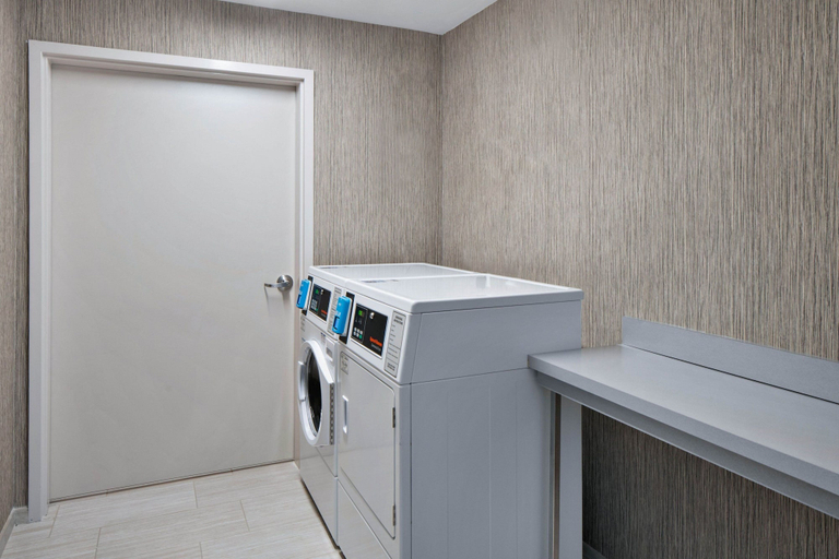 Bathroom 4, SpringHill Suites by Marriott Hilton Head Island, Beaufort