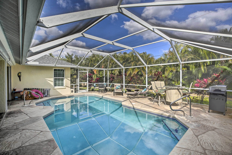 Sport & Beauty 1, Sun-soaked Cape Coral Getaway w/ Heated Pool, Lee