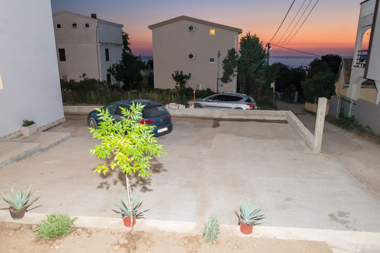 Exterior & Views, Apartments Tina