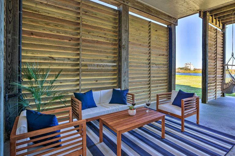 Others 1, Pet-friendly Galveston Home - Walk to Beach!, Galveston