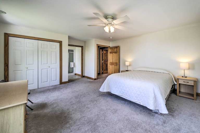 Bedroom 2, Spacious Bristol House w/ Deck & Harbor Views!, Lincoln