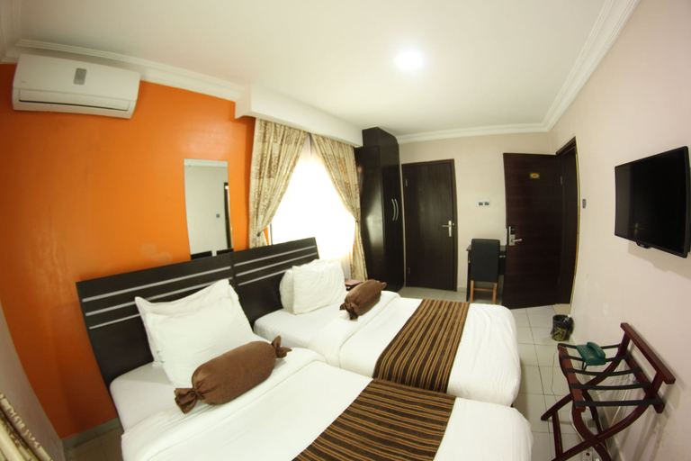 Bedroom 3, Celia's Suites, Obafemi-Owode