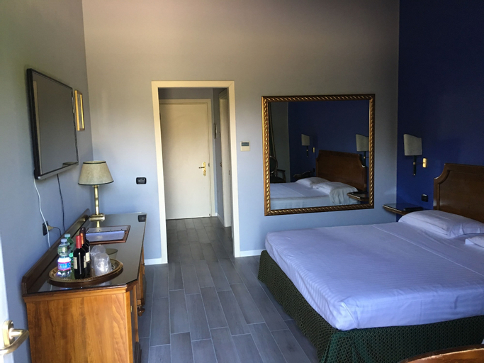 Bedroom 22