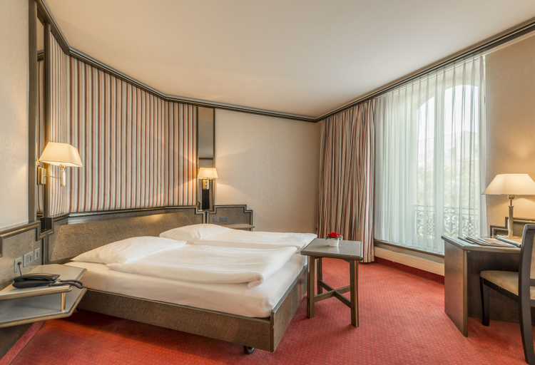 Bedroom 15