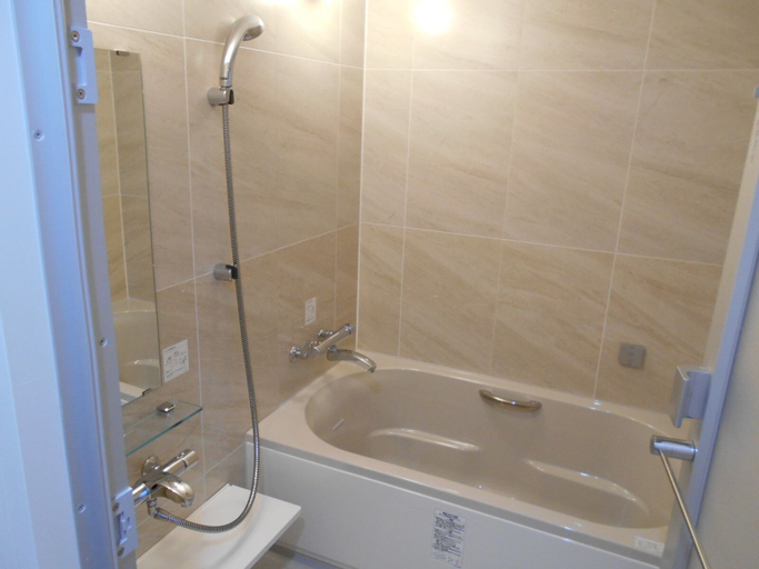 Bathroom 2