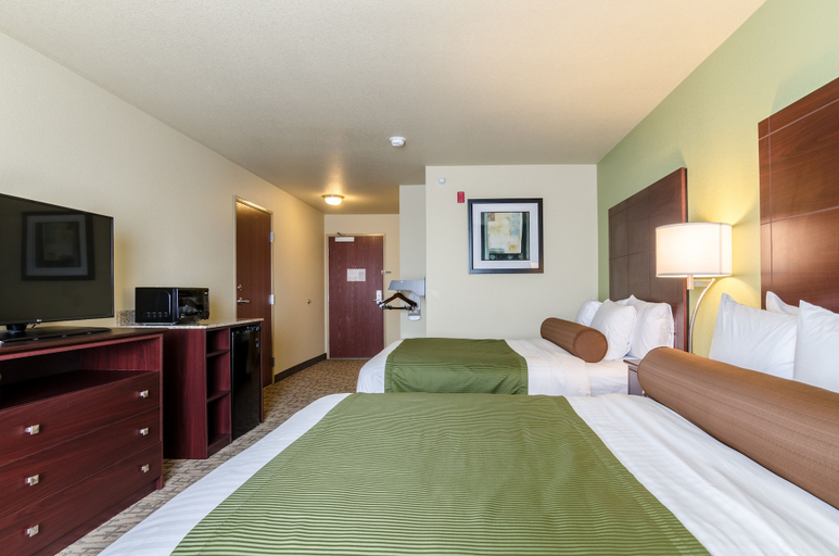 Bedroom 3, Cobblestone Inn & Suites - Corry, Warren