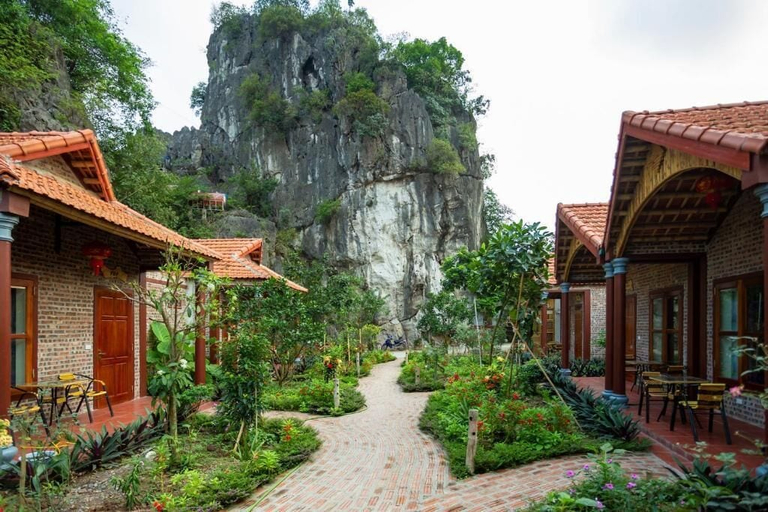 Exterior & Views 2, Rubyhomestay, Hoa Lư