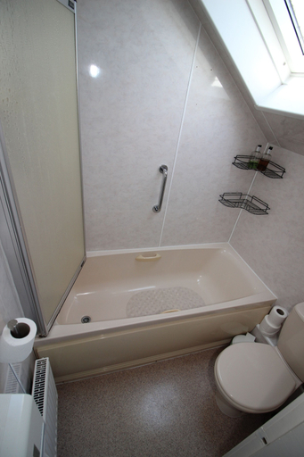 Bathroom 3, Allandale House, North Ayrshire
