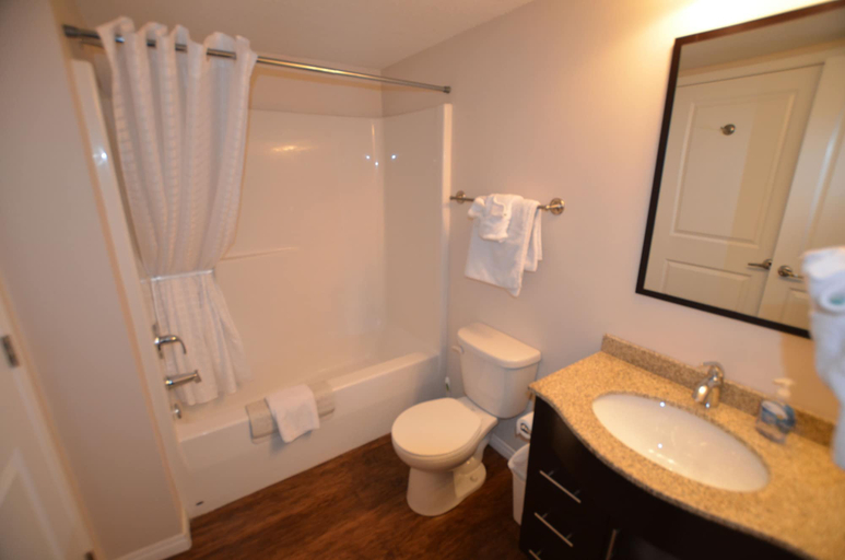 Bathroom 4, Eaglemont Manor, Division No. 11