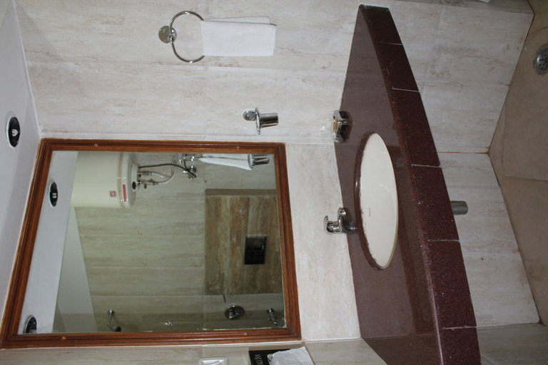 Bathroom 4, Bravia Hotel Manali Inn, Kullu