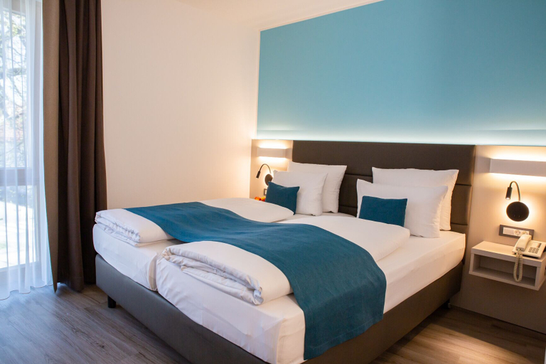 Bedroom 4, Hotel Kapuziner Hof, Biberach