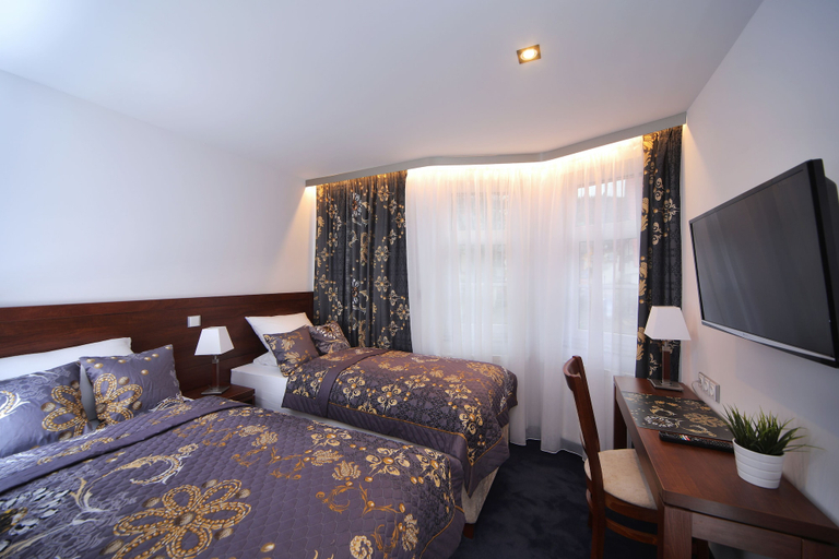 Bedroom 3, Hotel Central 1920, Trutnov