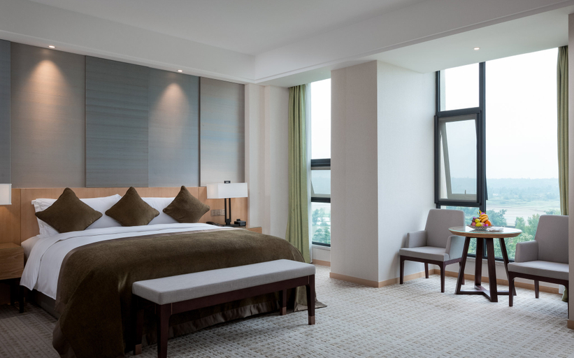 Bedroom 3, InterContinental Hotels HEILONG LAKE by IHG, Meishan