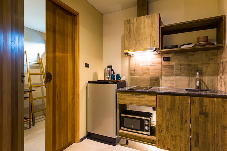 Dining Room 5