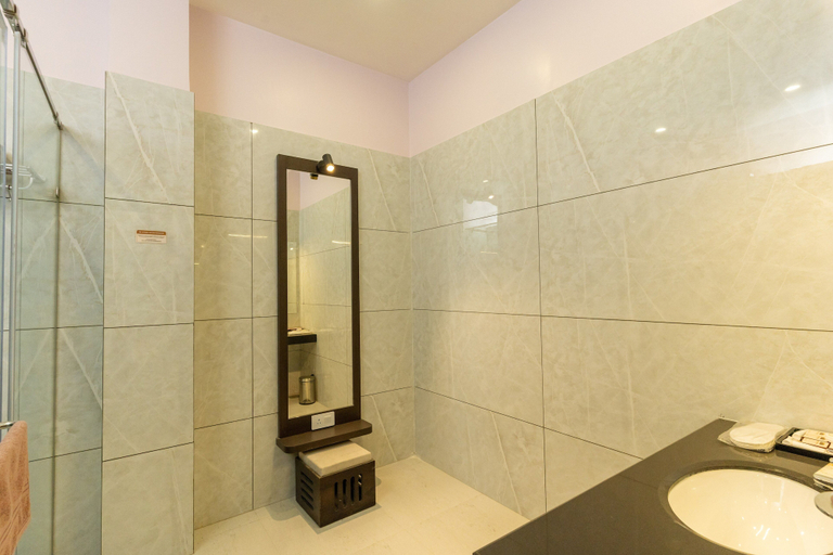 Bathroom 5, Dharti Dhora Ri - A Sand Dune Resort, Bikaner