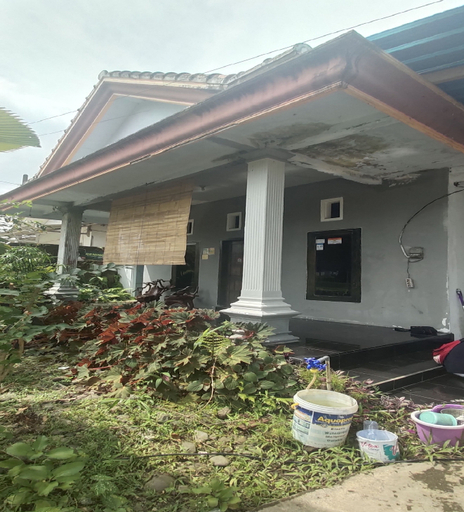 Exterior & Views, Suliyati Homestay, Banyuwangi