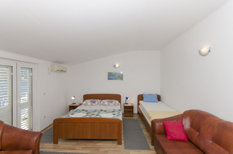 Bedroom 3, Apartments and Rooms Nike, Mljet