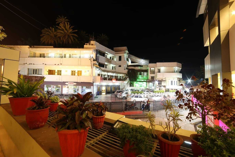 Others 5, Hotel Samrat International, Sirohi