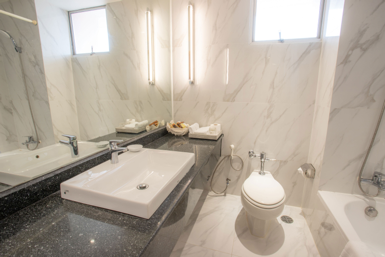 Bathroom 4
