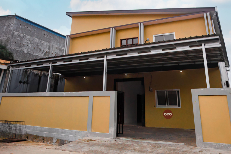 Exterior & Views 2, OYO 92626 GOOD SLEEP 4 INN DCOS SYARIAH, Samarinda
