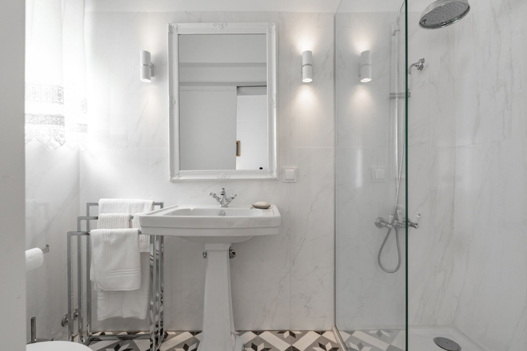 Bathroom 4, Casa da Avo Bia, Estremoz
