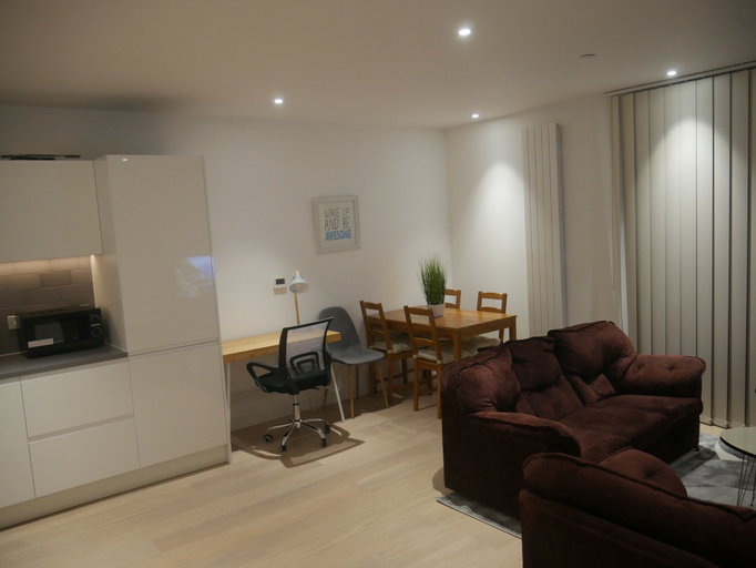 Others 4, Stunning 1-bed Apartment in London, London