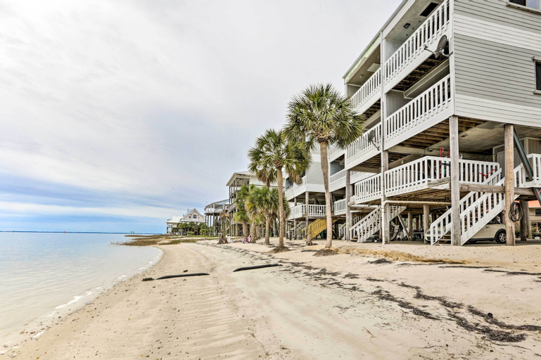Exterior & Views 1, Waterfront Escape with Balcony on Shell Point Beach!, Wakulla