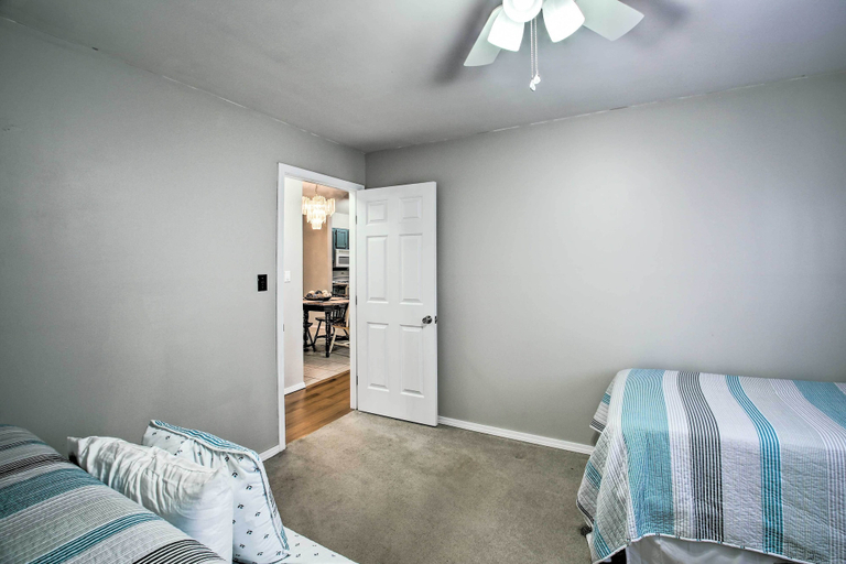 Bedroom 3, Treasure Isle Riverfront Home: Pets Welcome!, Garland