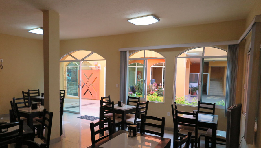 Food & Drinks 5, BONADAY HOTEL, Igualapa