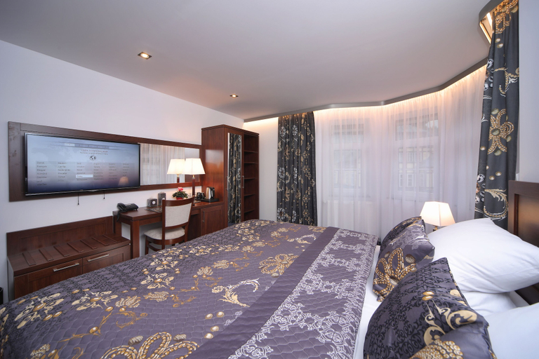 Bedroom 3, Hotel Central 1920, Trutnov