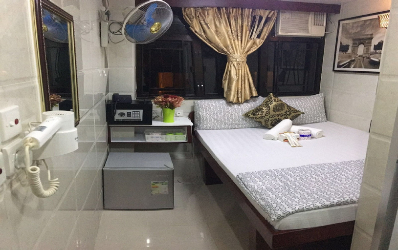 Bedroom 12