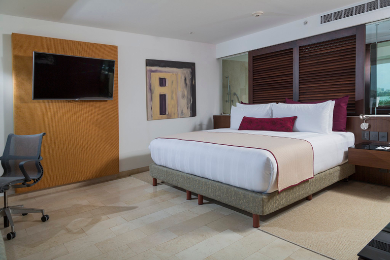 Bedroom 4, InterContinental Hotels PRESIDENTE CANCUN RESORT by IHG, Benito Juárez