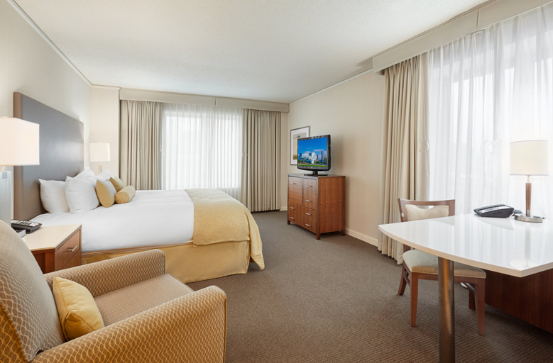 Bedroom 3, InterContinental Hotels SUITES HOTEL CLEVELAND by IHG, Cuyahoga