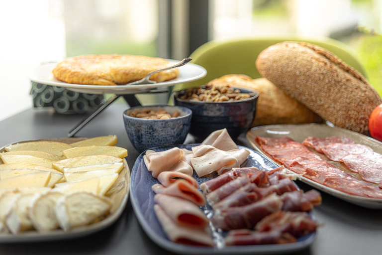 Food & Drinks 5, Intelier Victoria Hotel by Intelier Hotels & Suites, Guipúzcoa