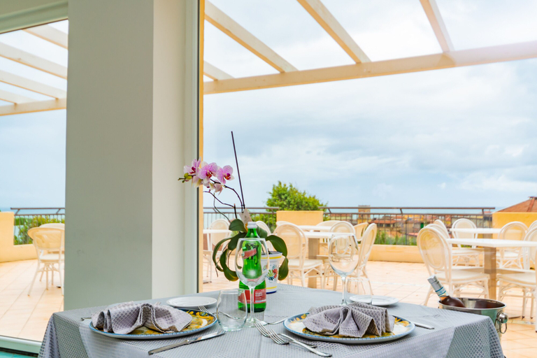 Food & Drinks 5, Hotel America, Salerno