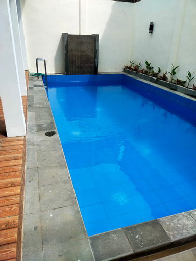 Sport & Beauty 2, Kresna Falva Village belakang BNS Batu, Malang
