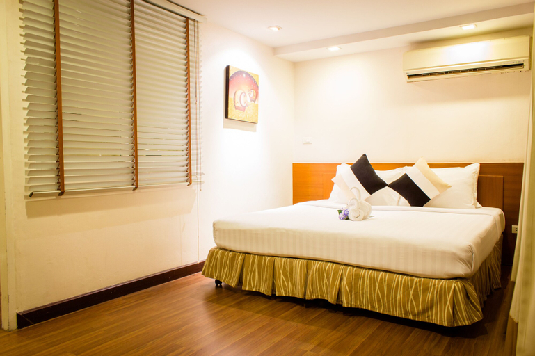 Bedroom 9