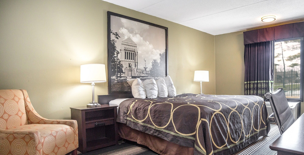 Bedroom 3, Super 8 by Wyndham Indianapolis South, Indianapolis