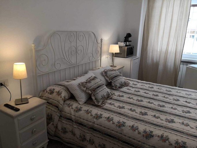 Bedroom 3, Sergio's House #CasaDeSergio, Roma