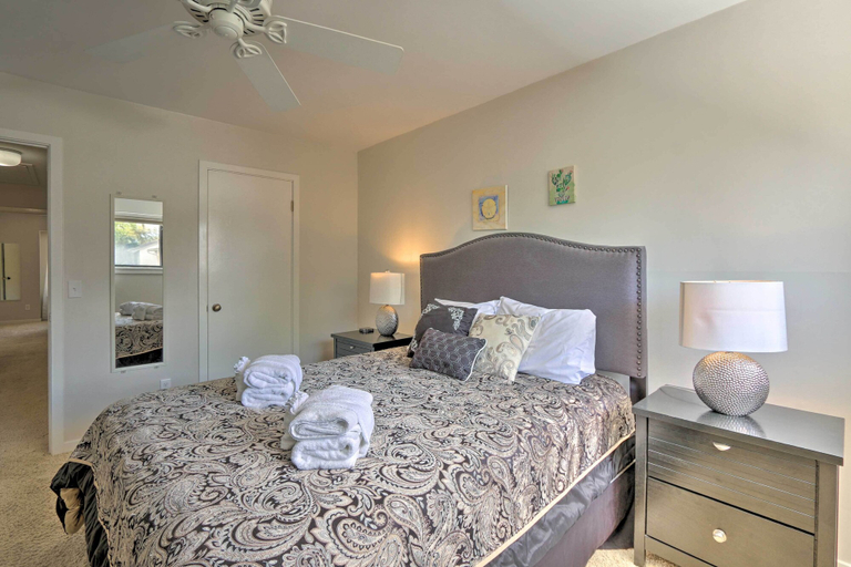 Bedroom 3, Walk to Beach, Coligny Plaza | Hilton Head Villa, Beaufort