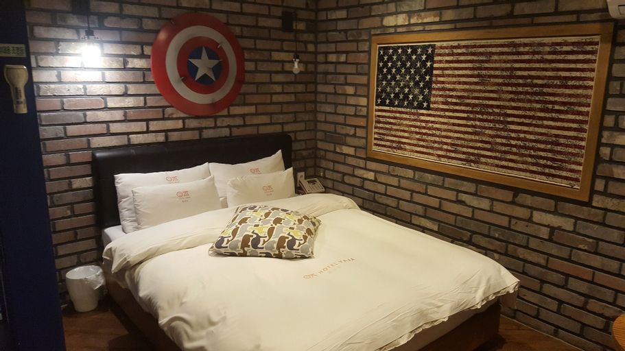 Bedroom 12
