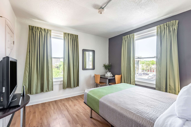 Bedroom 16