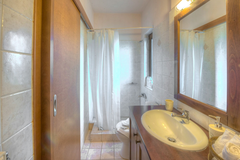 Bathroom 3, Gerania Villa, Peloponnese