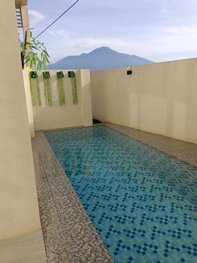 Sport & Beauty 3, Villa Arjuna J Batu, Malang