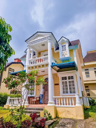 Exterior & Views 1, The Happy Villa AA2-11, Cianjur