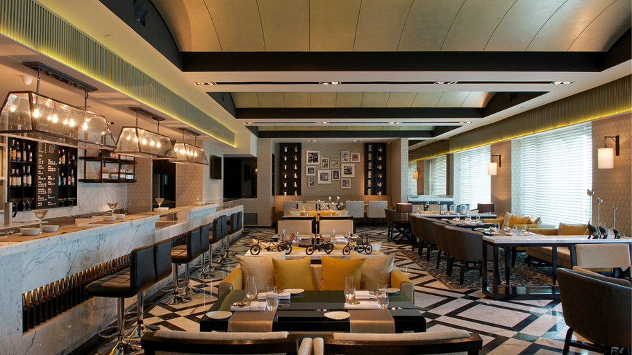 Food & Drinks 4, InterContinental Hotels MARINE DRIVE-MUMBAI by IHG, Mumbai City
