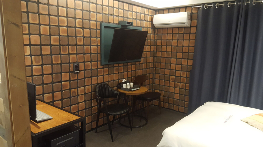Bedroom 10